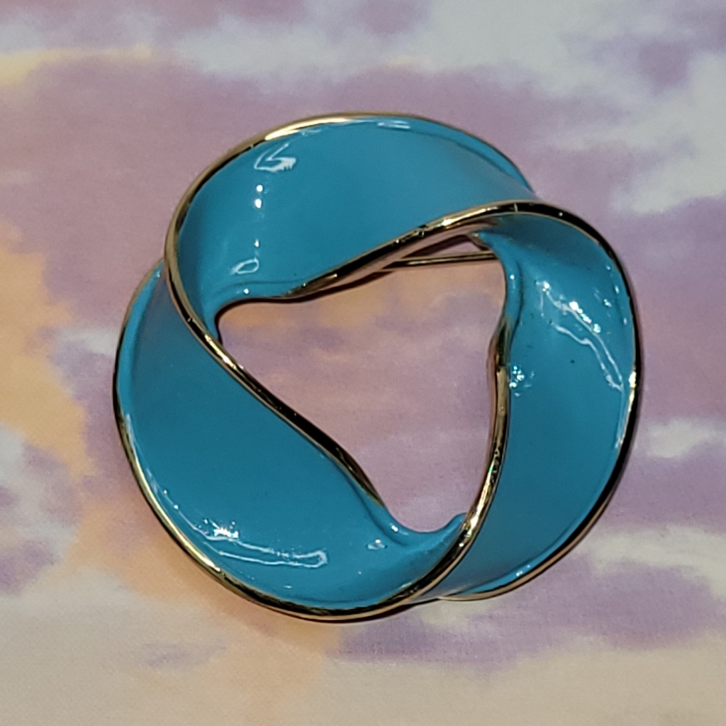 Enameled Mobius Strip Ribbon Vintage Brooch By Kramer